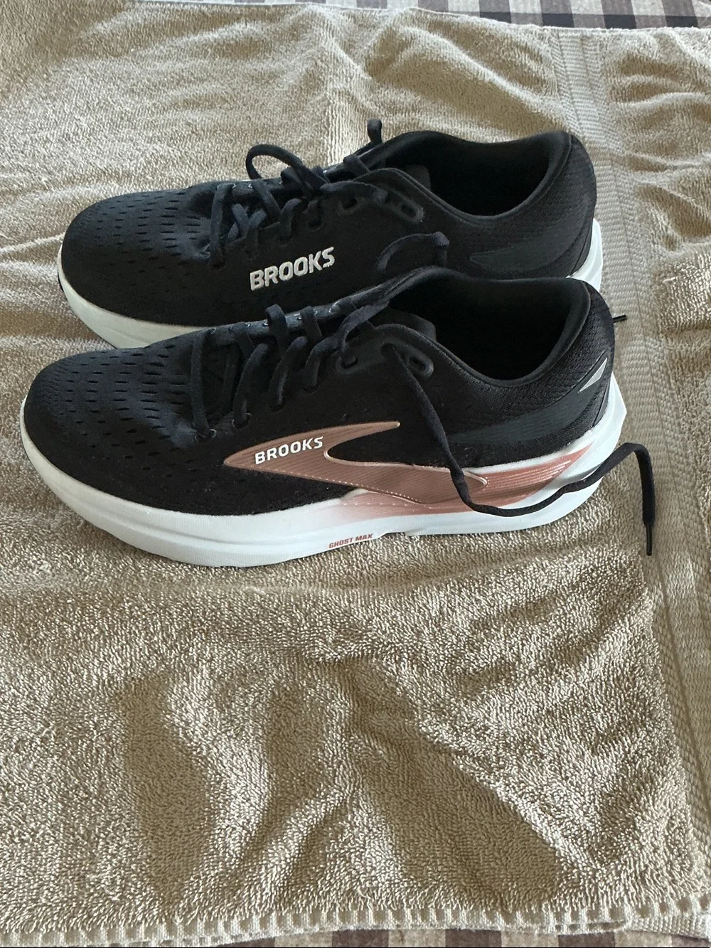 Brooks Women's Black Running Shoes with Rose Metallic Accent
